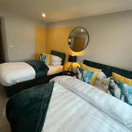 Royale - Rose Platinum Apartment *
