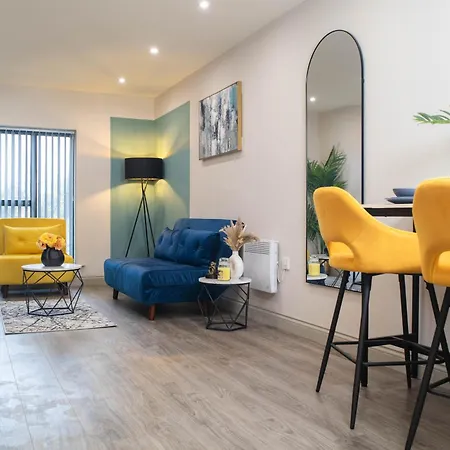 Royale - Rose Platinum Apartment